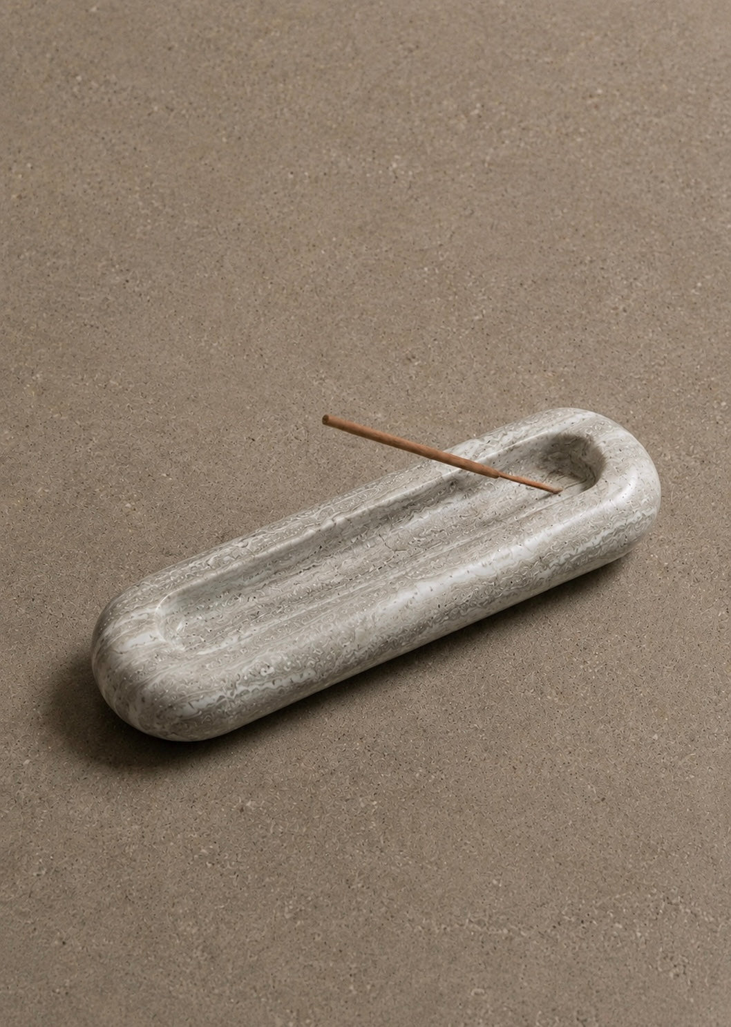 SILVER TRAVERTINE SMILKALINĖ LINEA